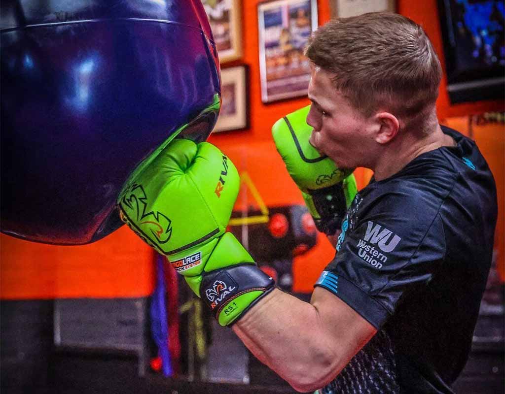 Boxing Gallery 06