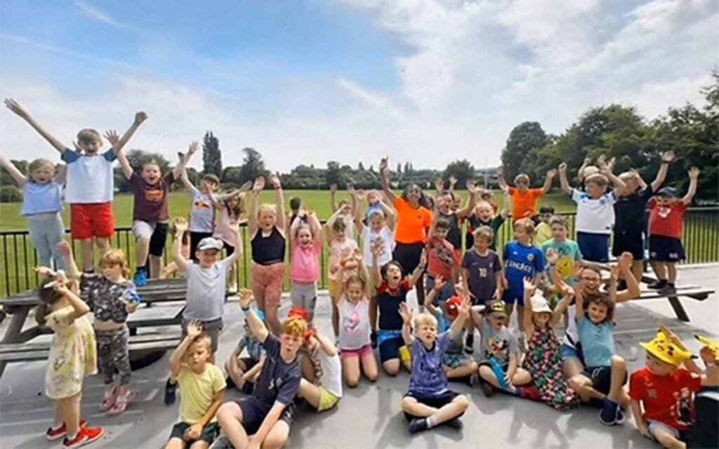 Large outdoor community fitness group in Worksop